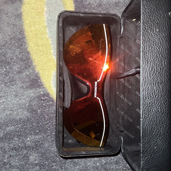 Balenciaga Black Ski Cat Sunglasses - Picture 2 of 4